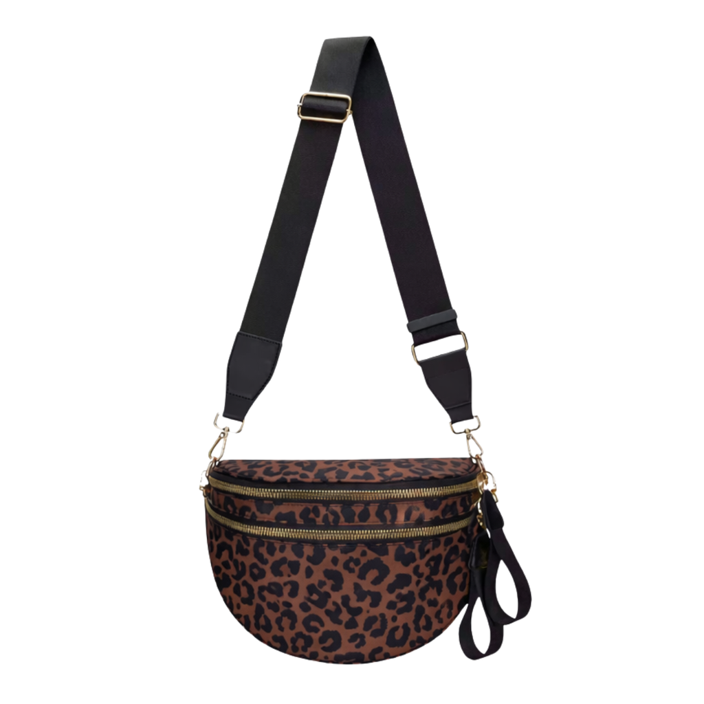 On The Go Bag Dark Leopard