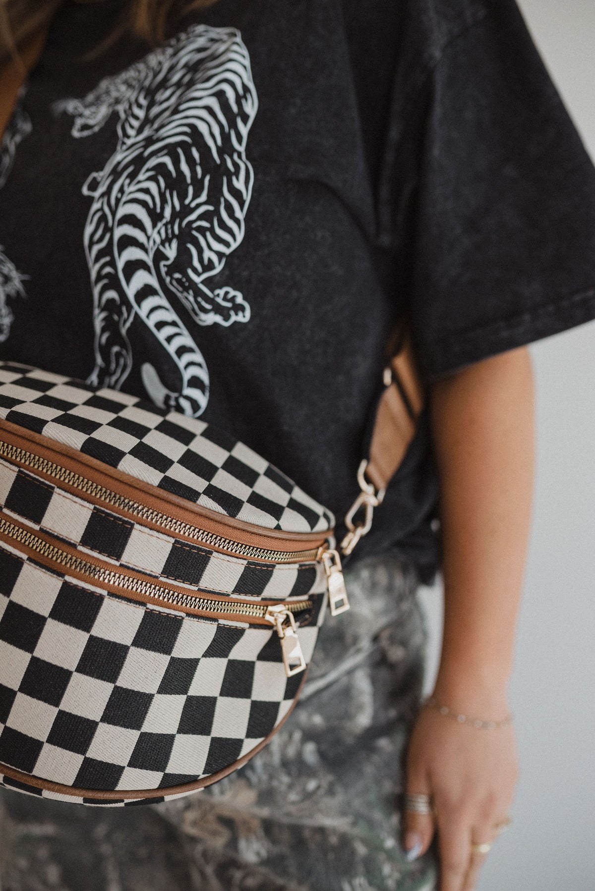 Luxe On The Go Bag - Contrast Checkered