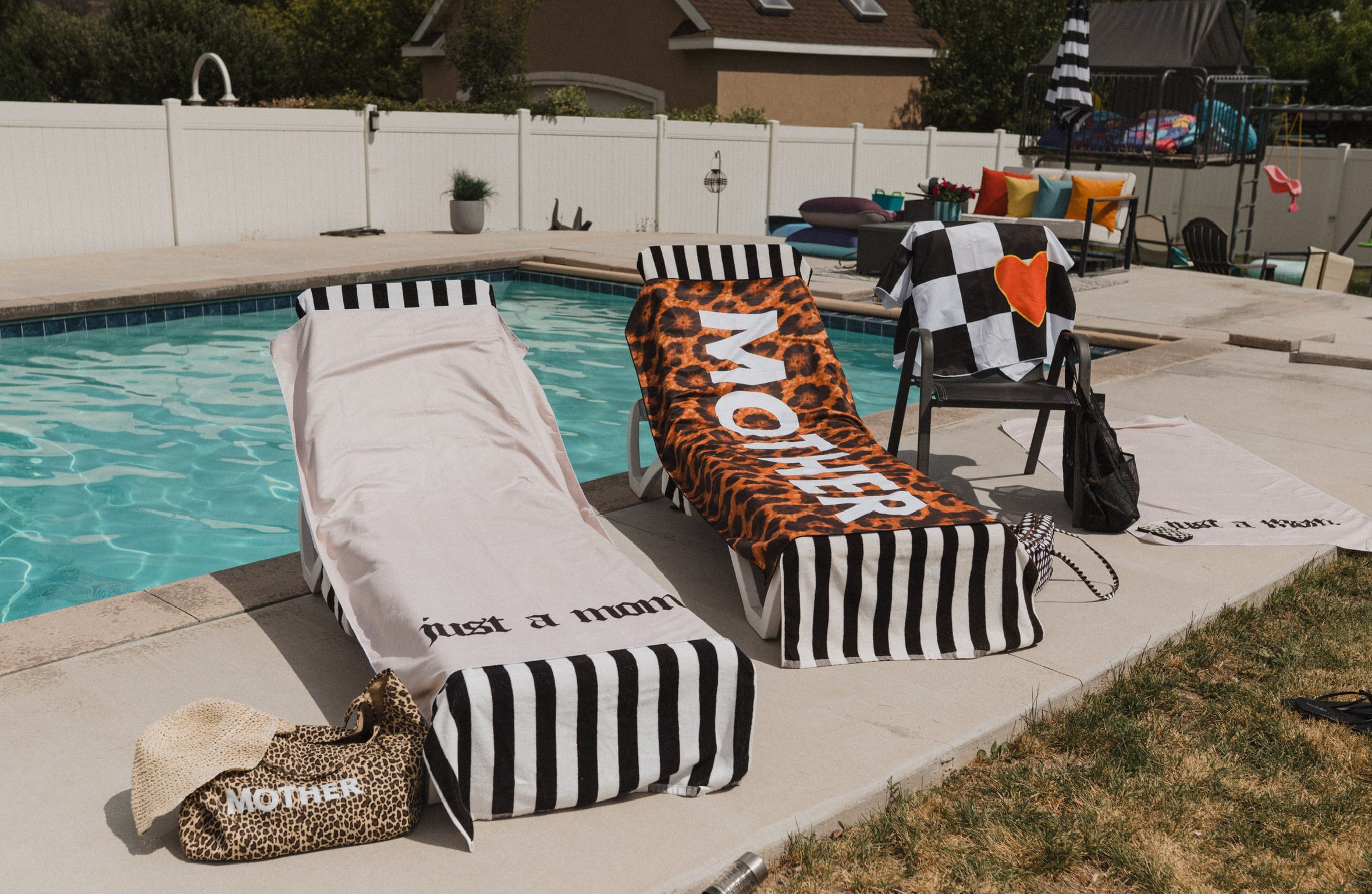 Hot Mom Microfiber Towel