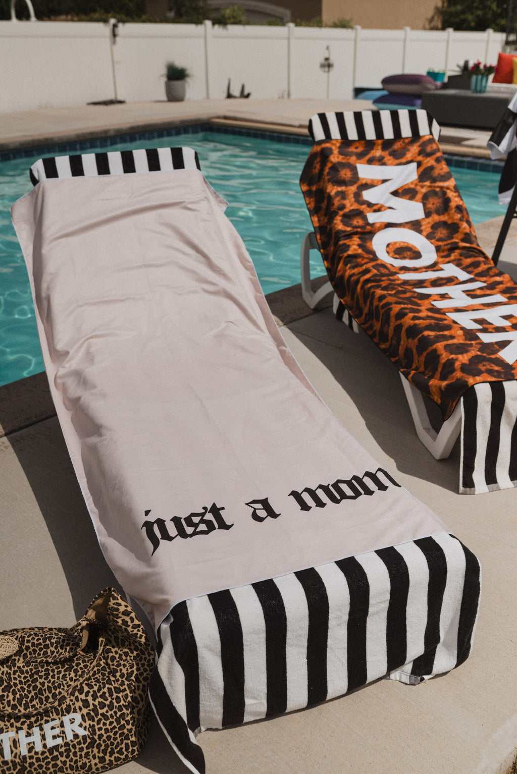Hot Mom Microfiber Towel