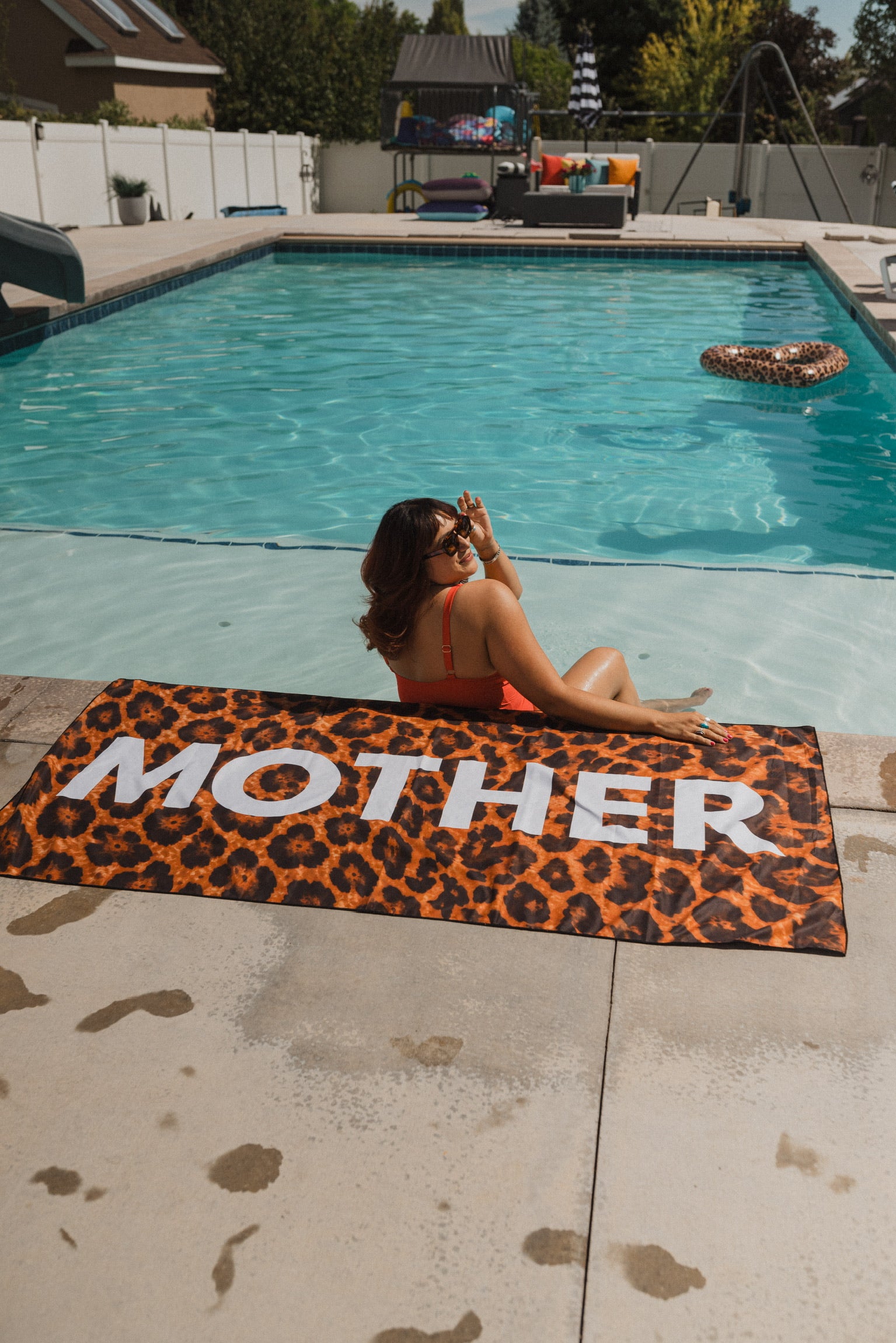 Hot Mom Microfiber Towel