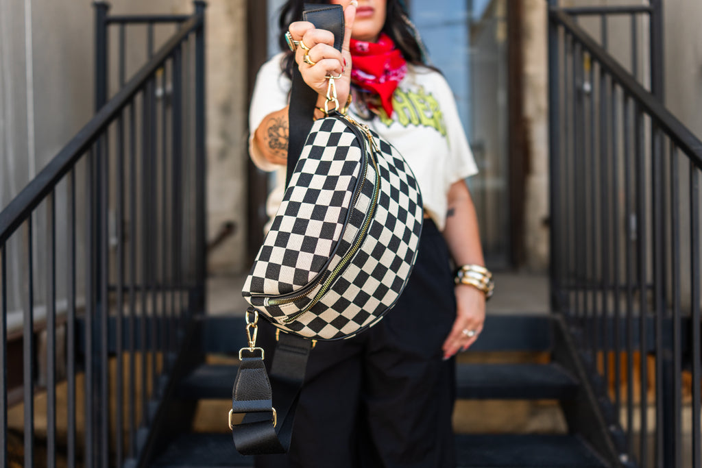Luxe On The Go Bag - Black Checkered